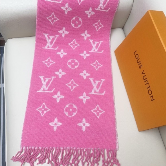 Louis Vuitton Pink Monogram Scarf - Picture 1 of 8